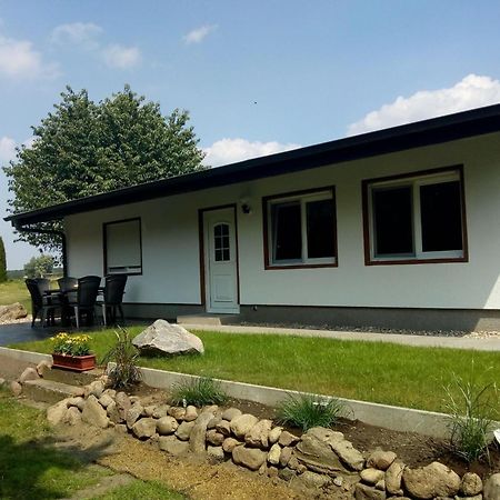 Behaglicher Bungalow Fuer Mensch Und Hund Barkhagen المظهر الخارجي الصورة