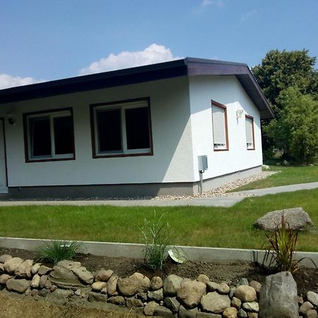Behaglicher Bungalow Fuer Mensch Und Hund Barkhagen المظهر الخارجي الصورة