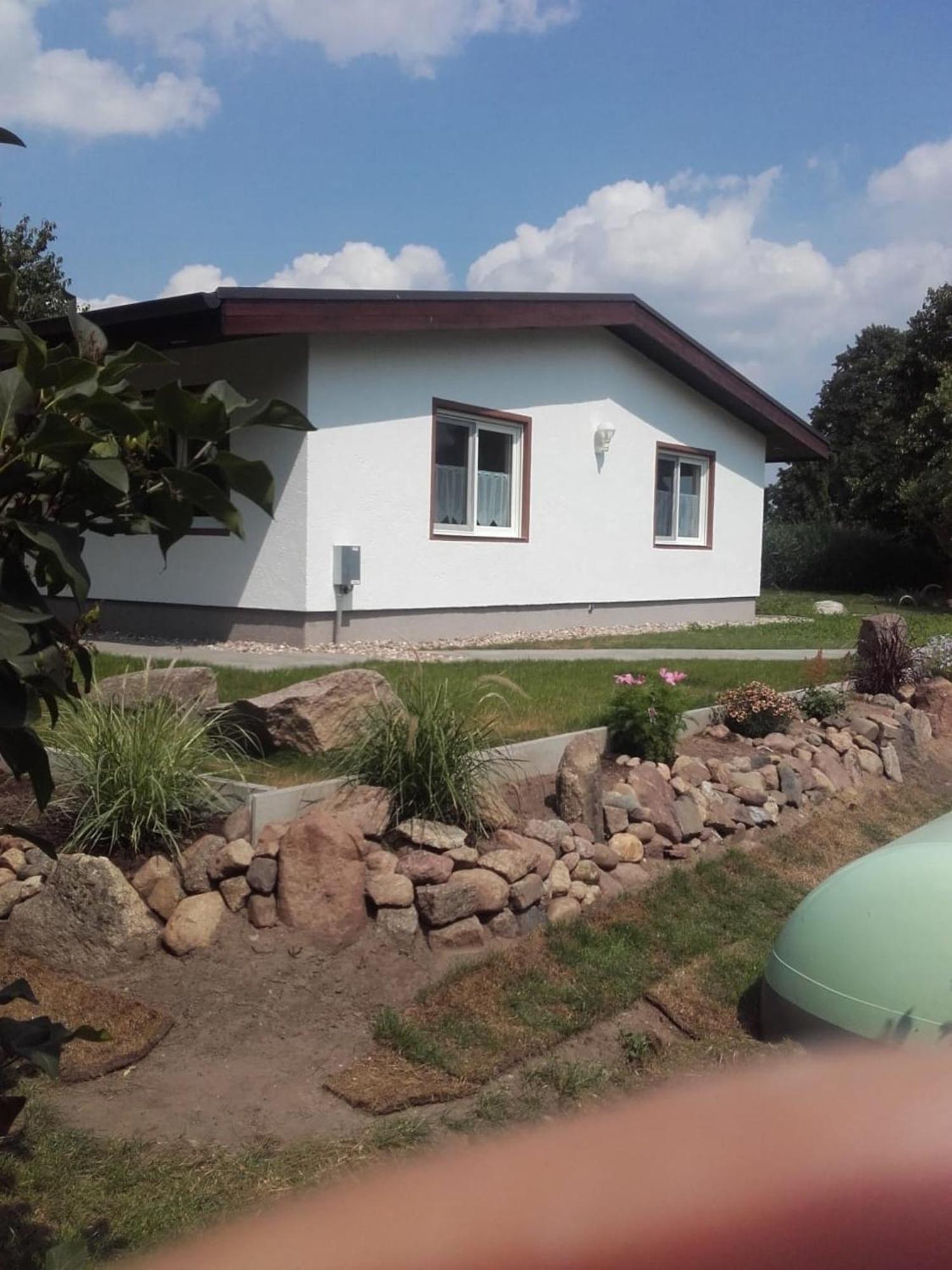 Behaglicher Bungalow Fuer Mensch Und Hund Barkhagen المظهر الخارجي الصورة