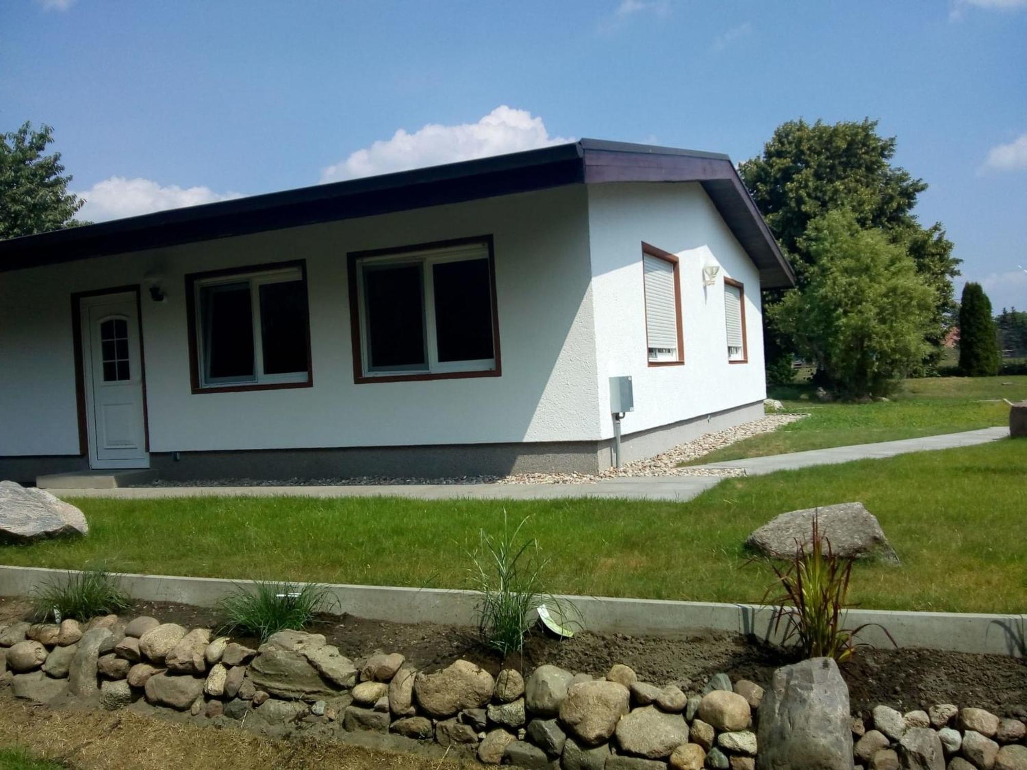 Behaglicher Bungalow Fuer Mensch Und Hund Barkhagen المظهر الخارجي الصورة